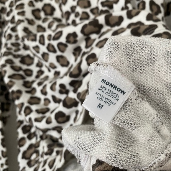 MONROW Leopard Seamed Sweatshirt - Natural Tencel Cotton Size Medium - Picture 7 of 8